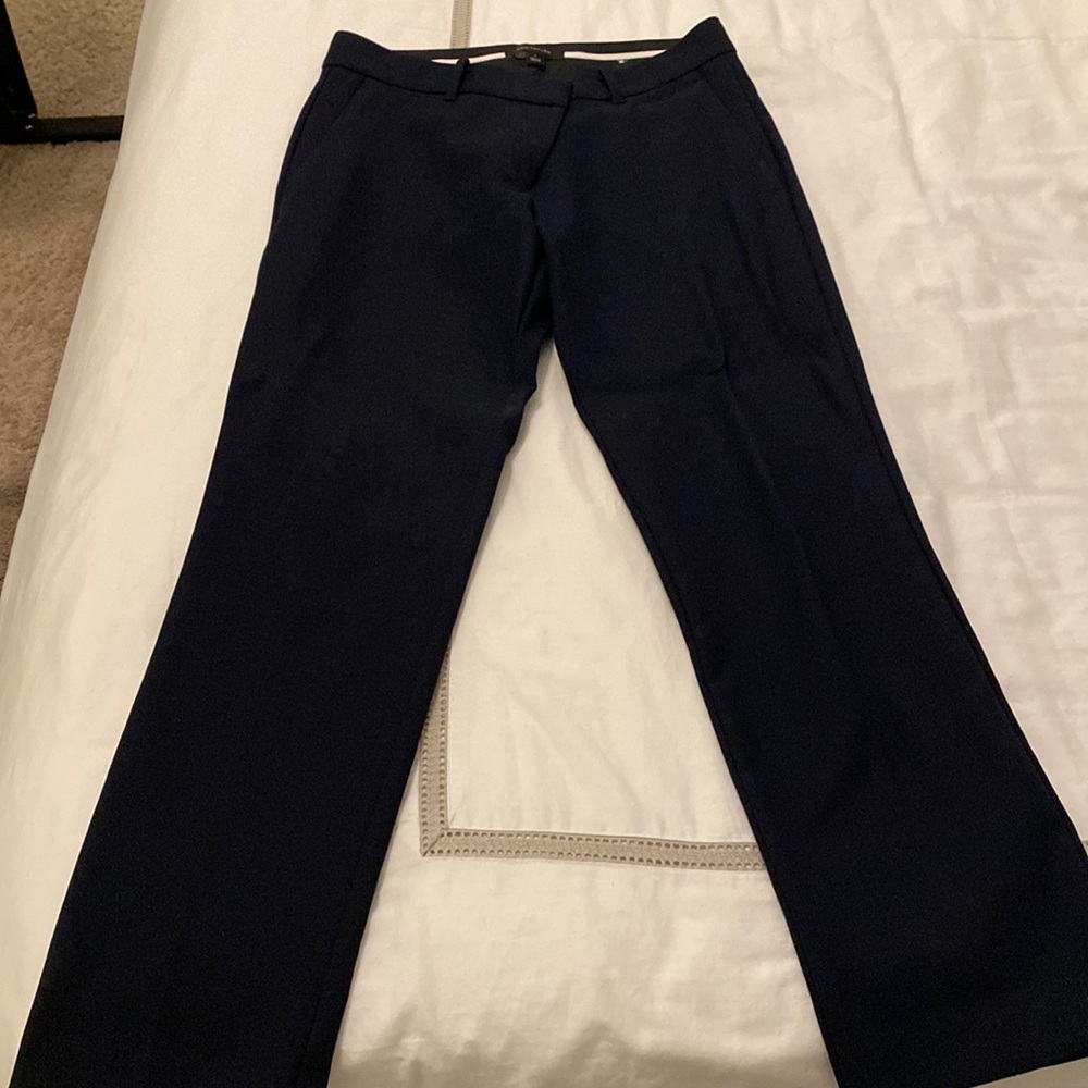 Ann Taylor chino pant in navy